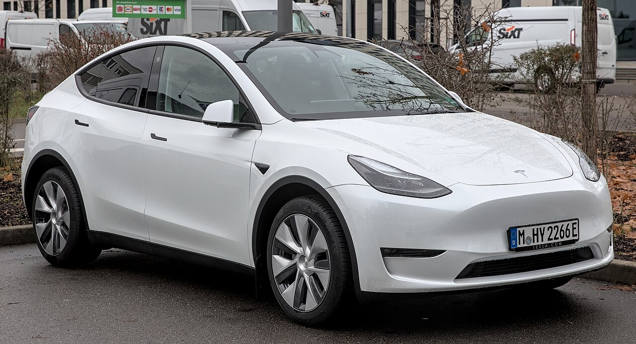 Tesla'nın robotaksi kazalarında uzaktan sürücüler direksiyonda